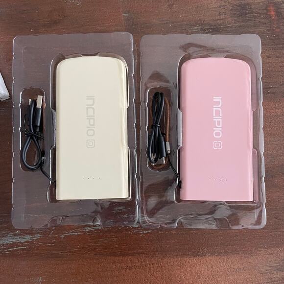 INCIPIO 10000mAH POWER BANK LOT OF 02 BRAND NEW / OPEN BOX - Picture 4 of 4